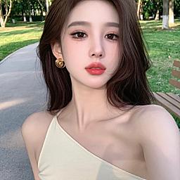 西西💜新年快乐~