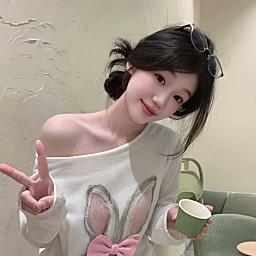 鹿鹿祝大家新年快乐�