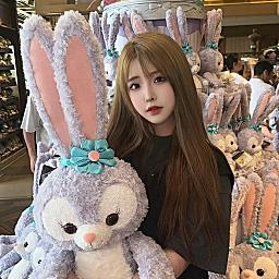 南希-